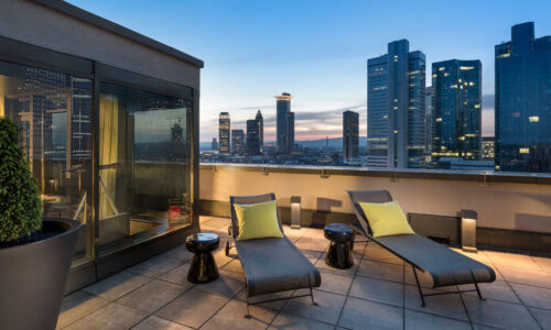 adina-apartment-hotel-frankfurt-neue-oper-penthouse-studio-terrace-01-2018-1230x615